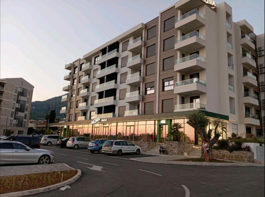 Vegi Apartments Bar Exterior foto
